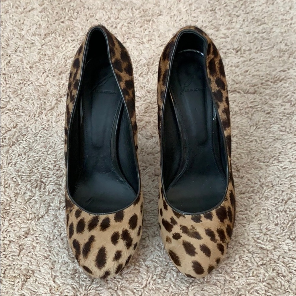 Brian Atwood, Leopard hidden platform heels, 9!!